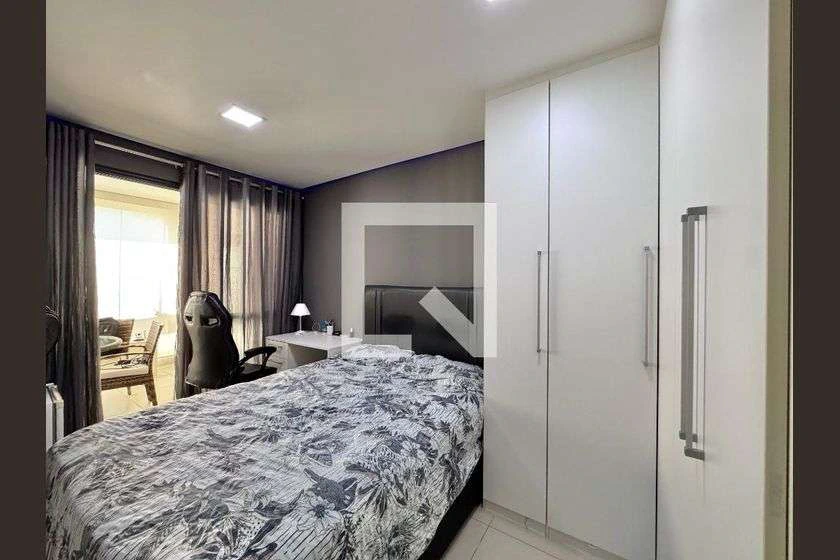 230 m² apartment with 4 bedrooms and 3 suites — photo 10