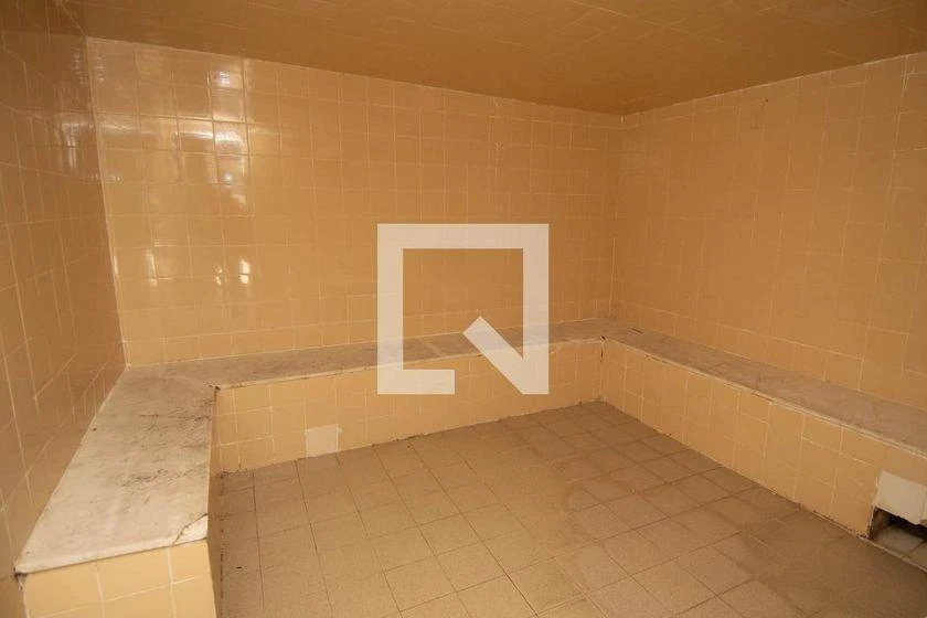 Furnished 76 m² apartment with 2 bedrooms and suite — photo 46