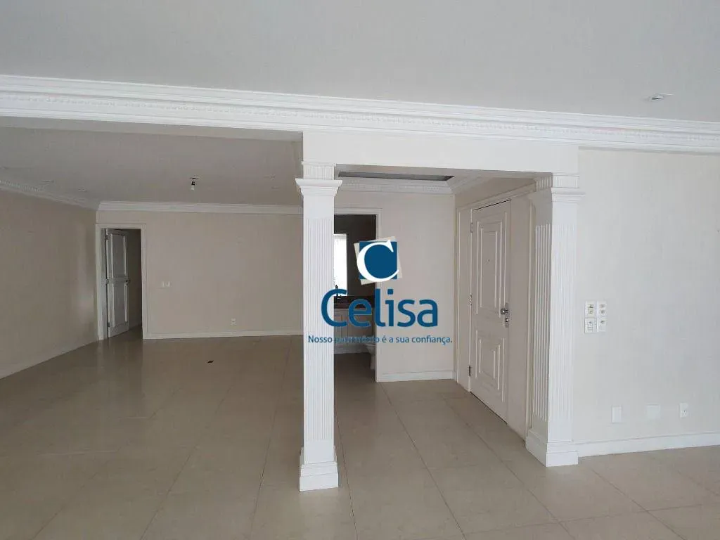 Furnished 294 m² apartment with a balcony grill — photo 26