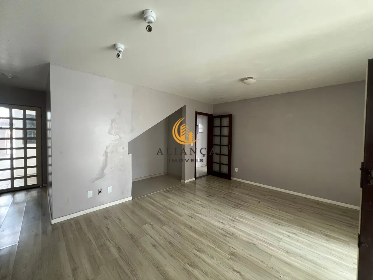 5-bedroom house with a bathtub in Florianópolis — photo 9