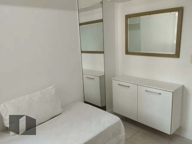4-bedroom apartment with open-plan kitchen — photo 18