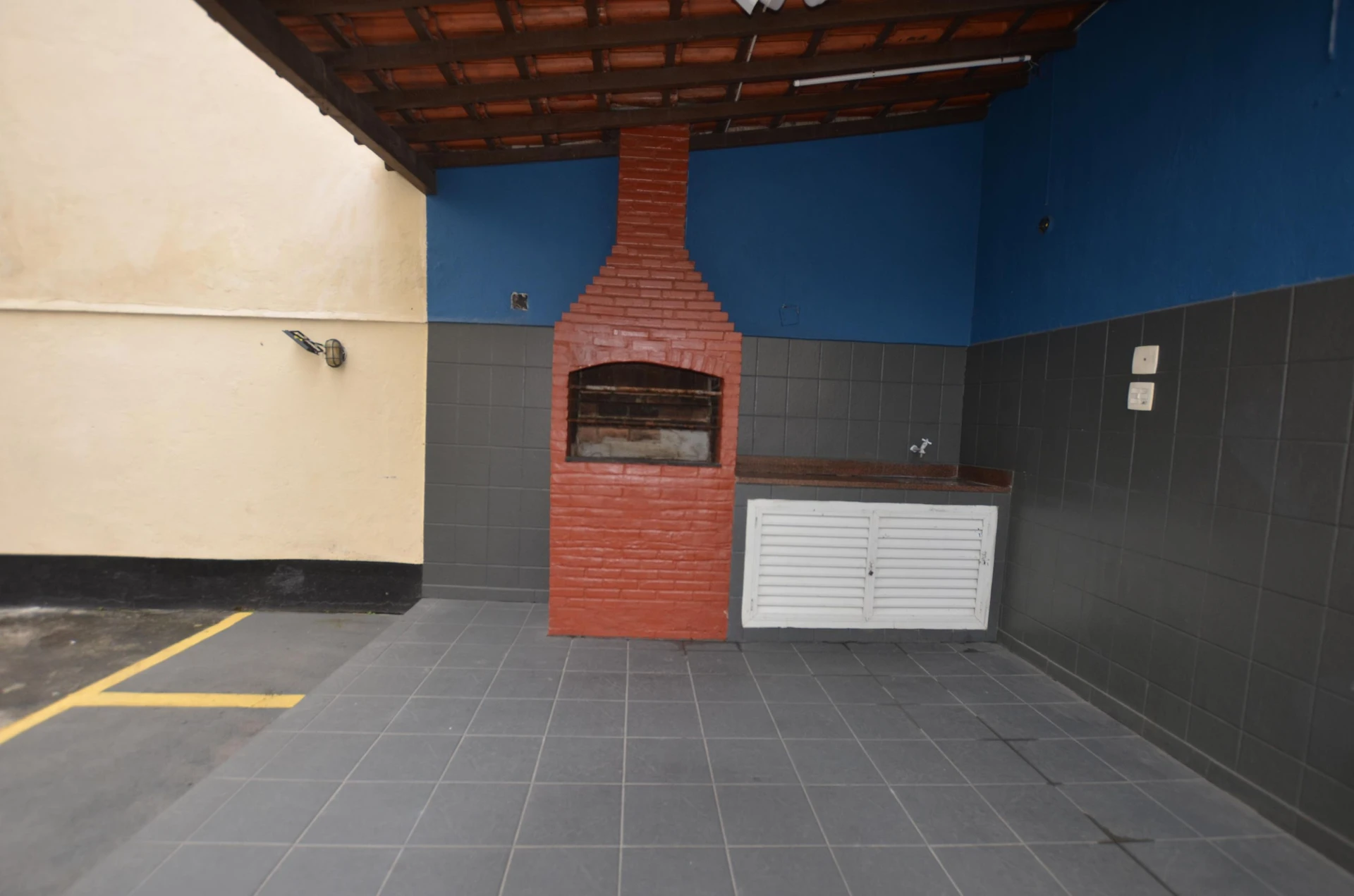 Furnished apartment, 126 m², with a grill on the balcony — photo 50