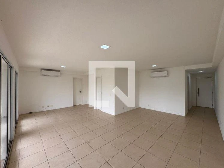 158 m² apartment with a park view and a grill on the balcony — photo 3