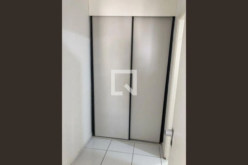 Furnished studio of 61 m² with an open kitchen — photo 11