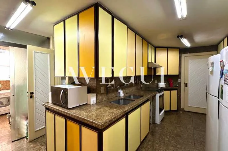 Apartment with 3 bedrooms and 5 bathrooms, 2 parking spaces — photo 25