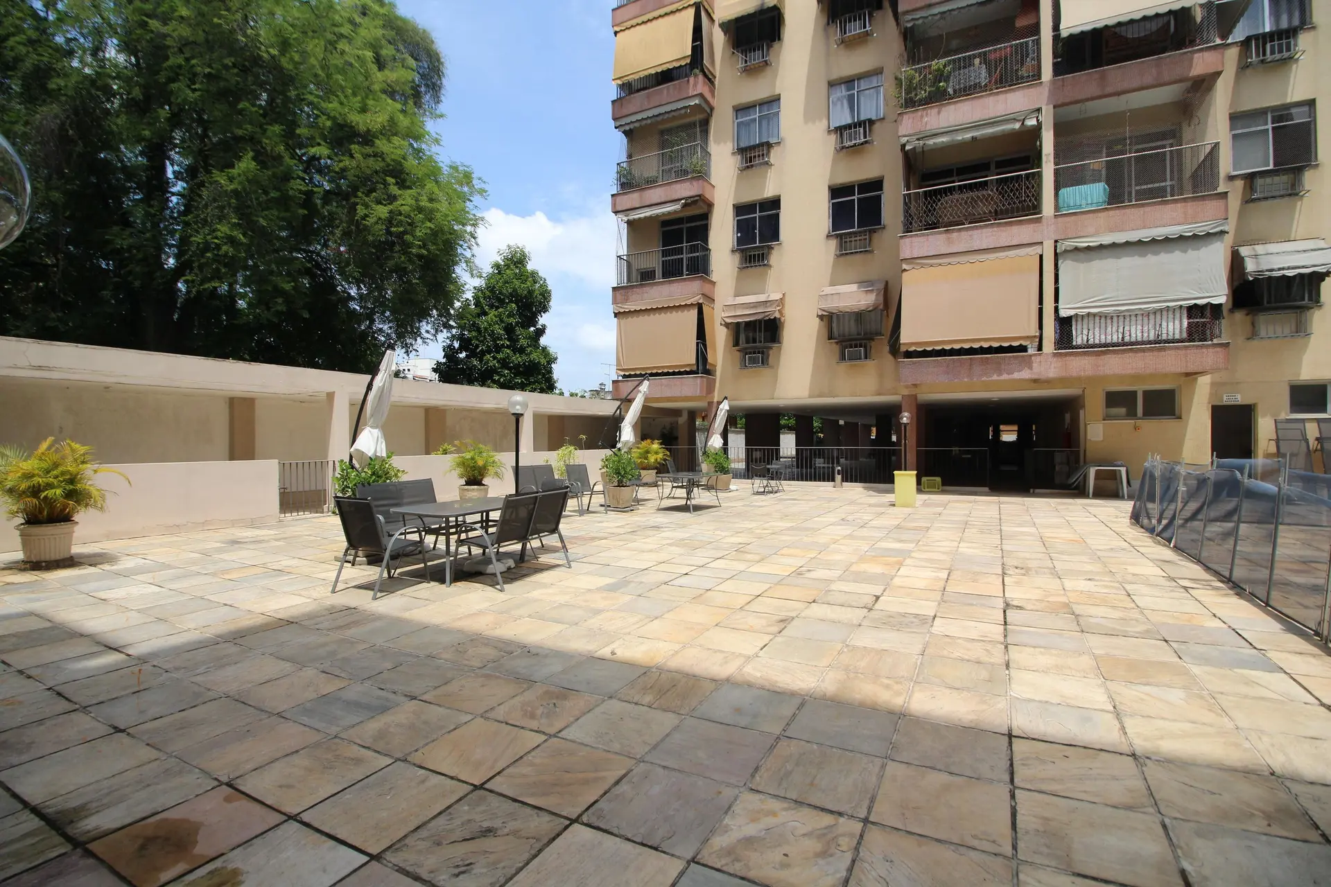 Furnished apartment, 92 m², with a washing machine — photo 10