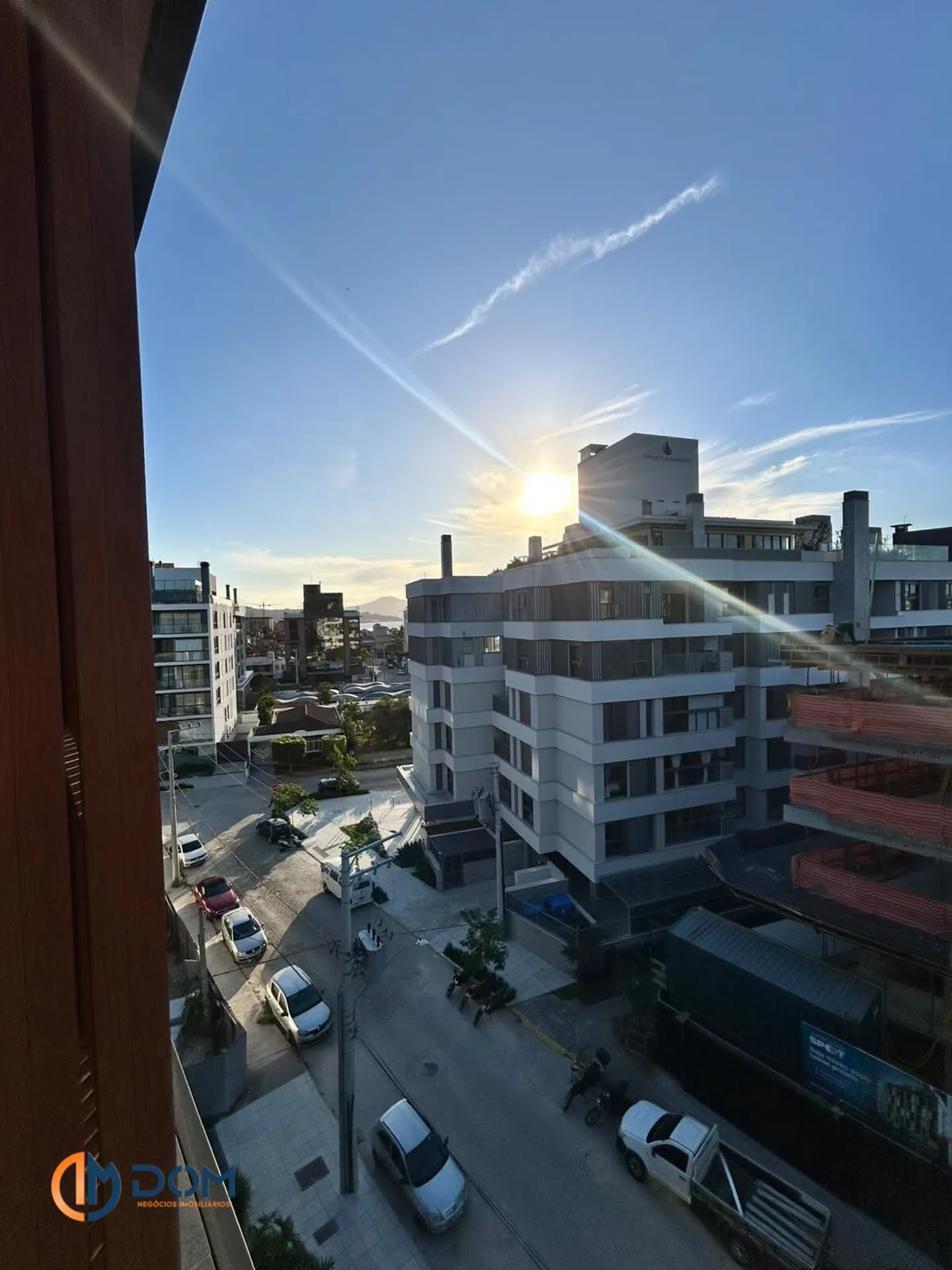 Меблированная квартира с 2 спальнями и открытой кухней — photo 17