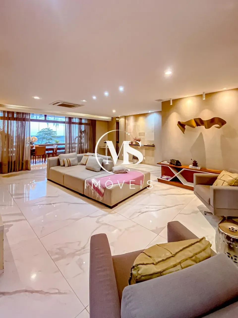 3-bedroom apartment with a water view in Rio de Janeiro — photo 2