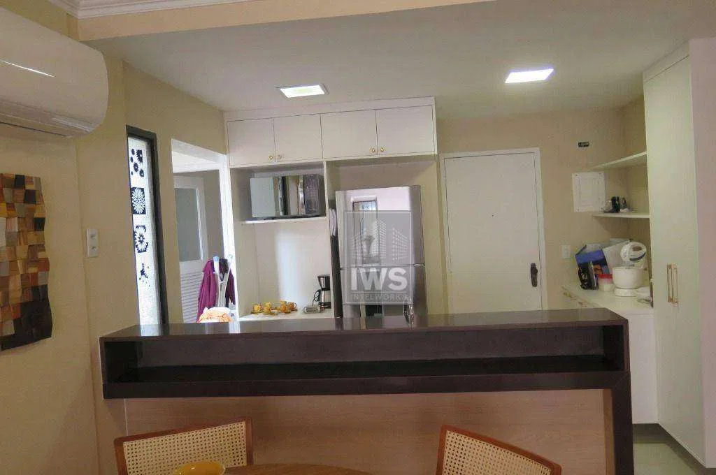 Furnished 94 m² apartment with 2 bedrooms and suite — photo 22