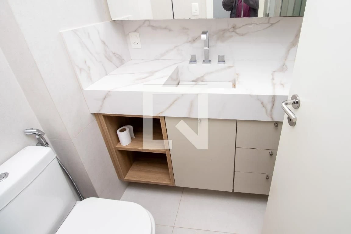 Apartamento mobiliado de 2 quartos com vista para a água — photo 34