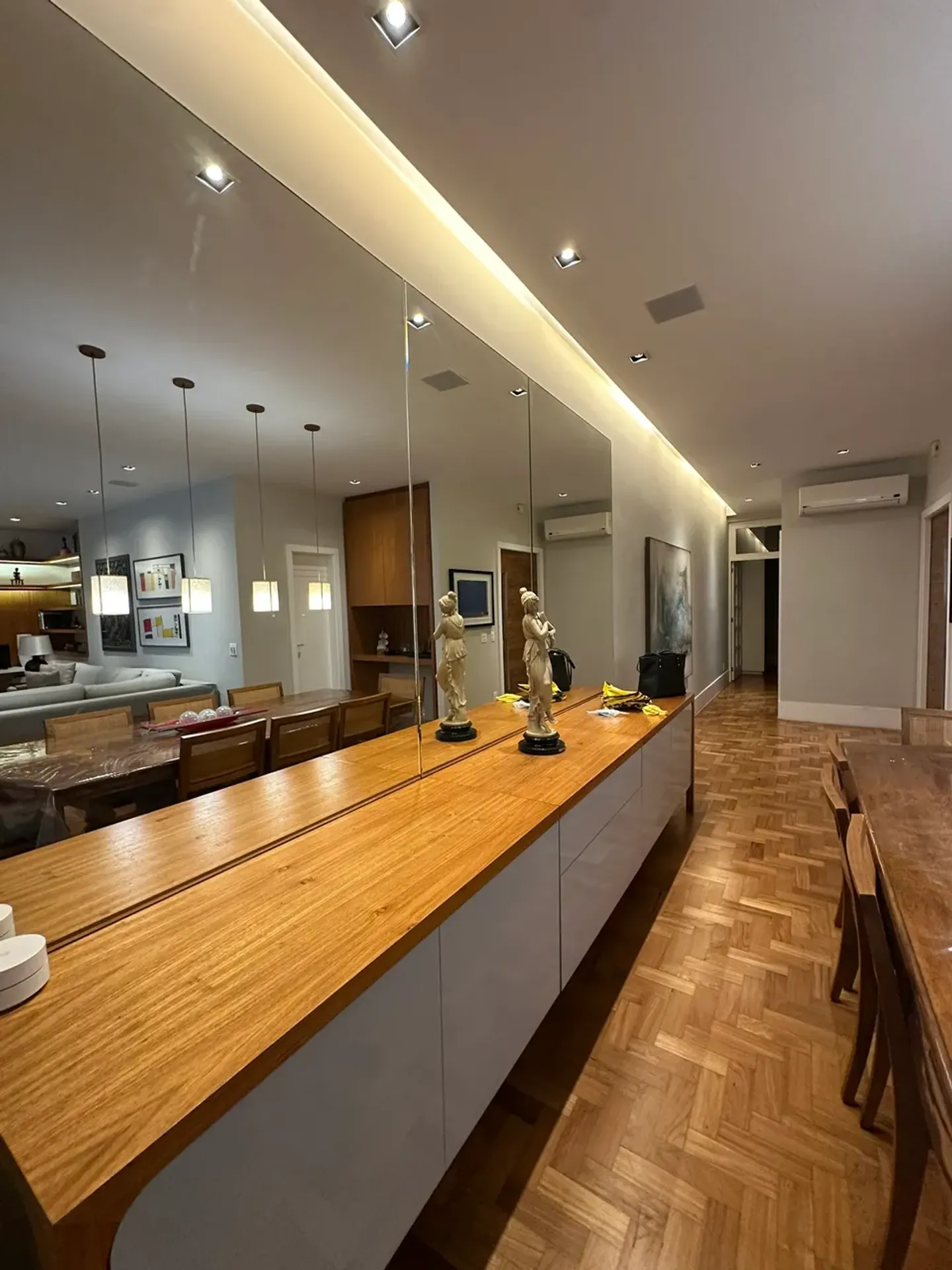 Furnished apartment with 3 bedrooms and 3 bathrooms — photo 6