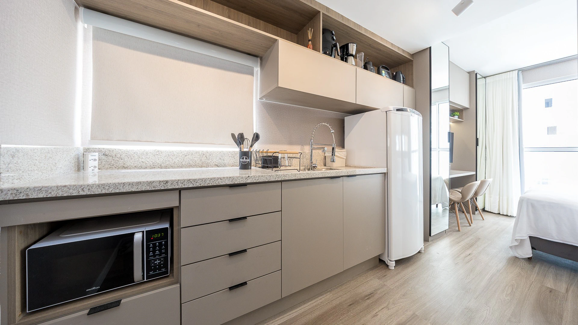 Apartamento amueblado de 1 dormitorio, 27 m² en el 9º piso — photo 2
