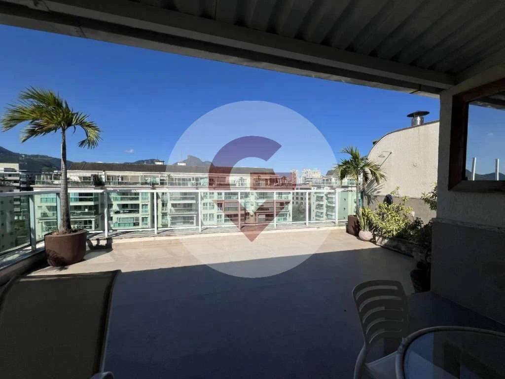 Furnished 200 m² apartment with 3 bedrooms and a suite — photo 14