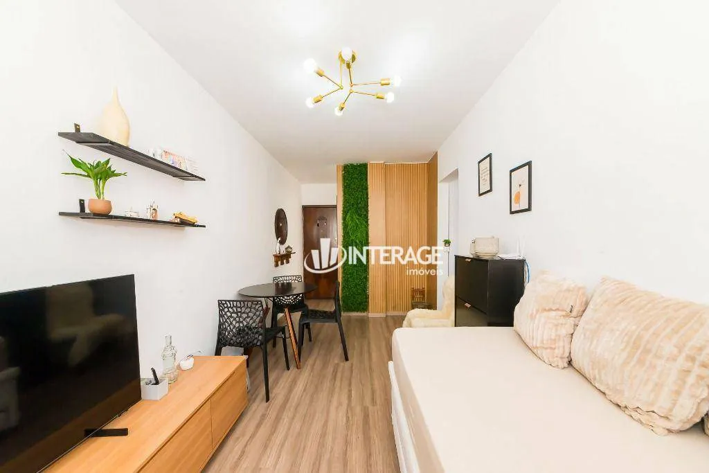 1-bedroom apartment with separate kitchen and parking spot — photo 3