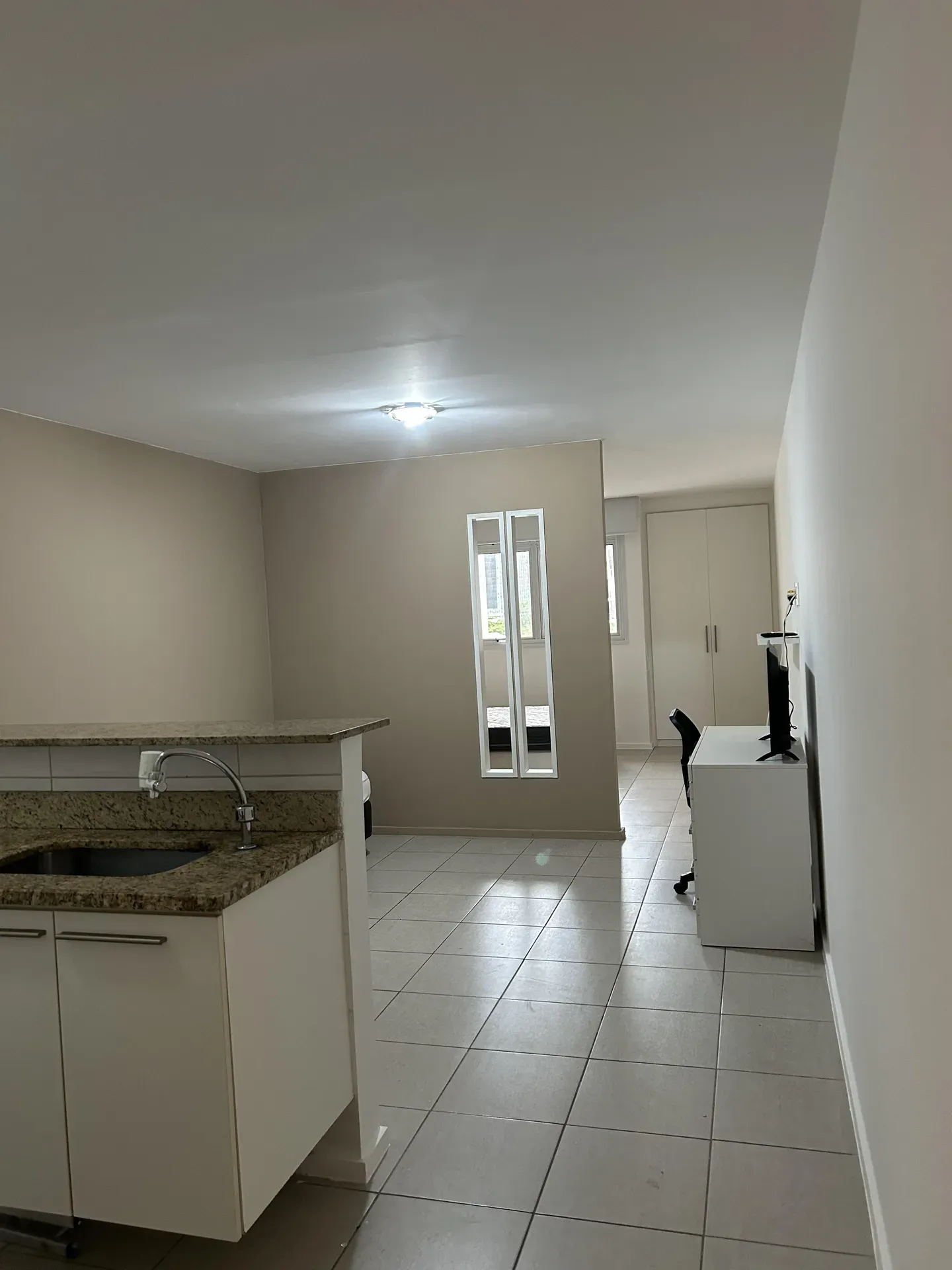 Furnished 39 m² apartment with a glassed-in balcony — photo 22