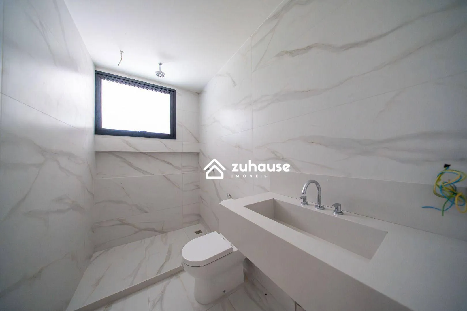 Casa tríplex com 5 quartos e 5 banheiros — photo 35