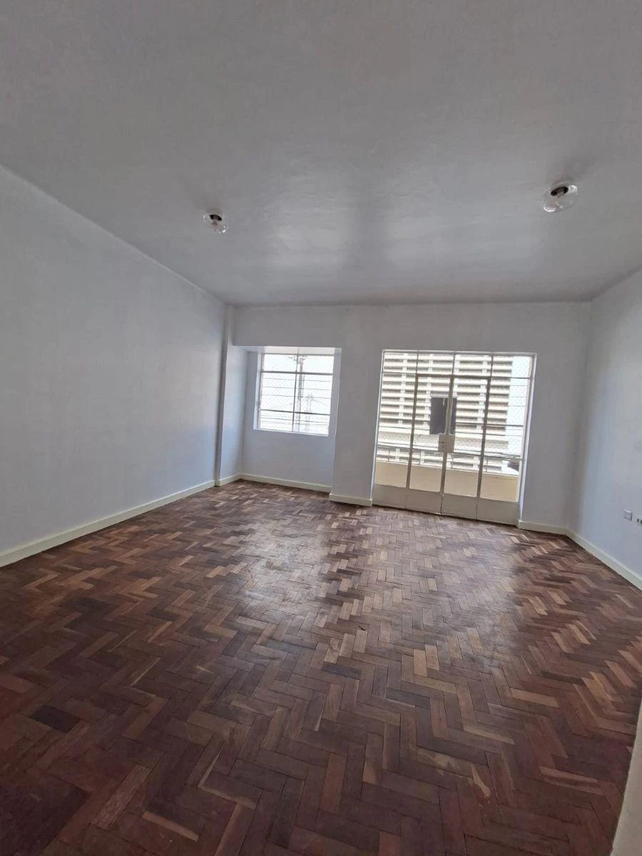 Дерев'яна підлога або ламінат та 3 спальні: квартира 137 м² — photo 6