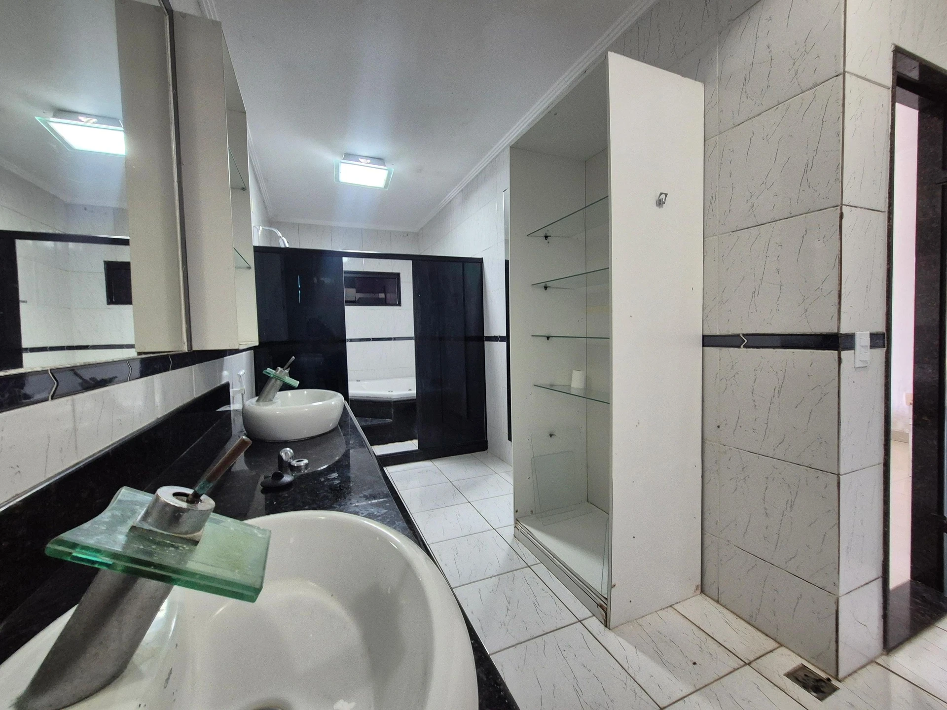 Furnished house, 100 m², with a jacuzzi — photo 55