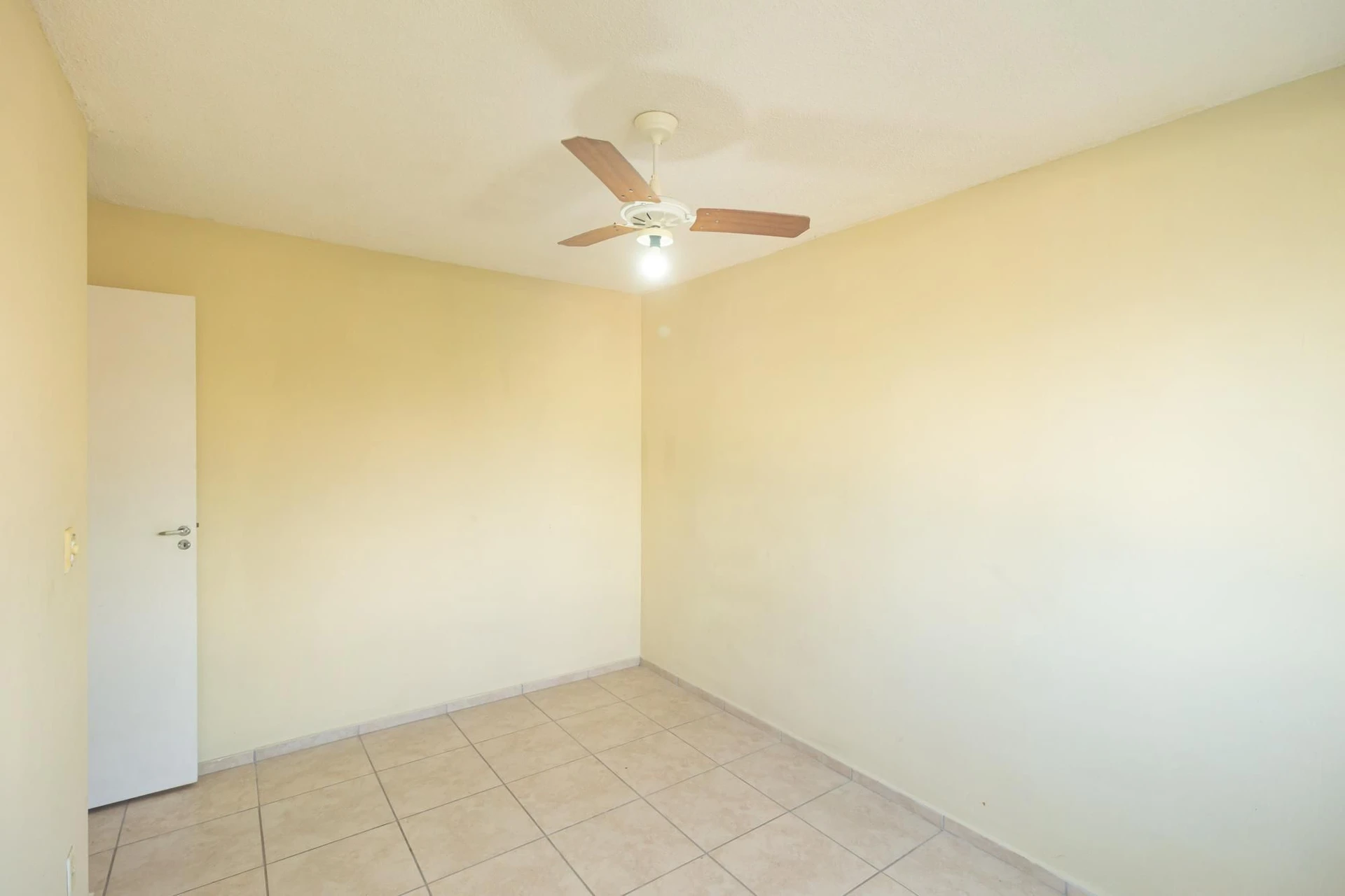 Rental apartment with 2 bedrooms and an open kitchen — photo 34