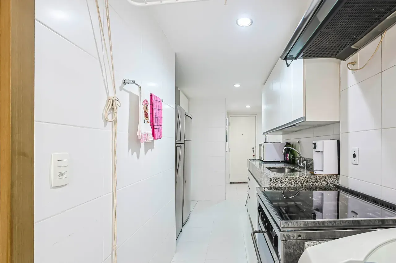 Furnished 150 m² apartment with 4 bedrooms and a gas stove — photo 20