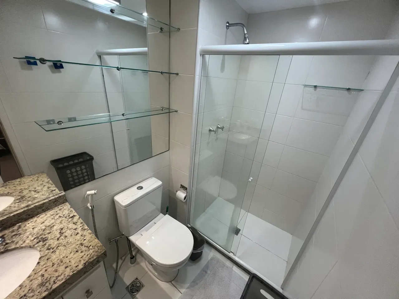 Мебльована квартира 46 м² з 1 спальнею-сюїтом — photo 14