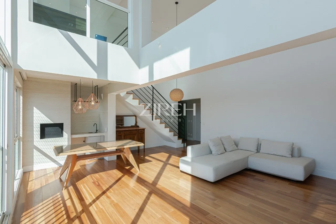 Квартира 316 м² з 4 спальнями і 3 місцями паркування — photo 12