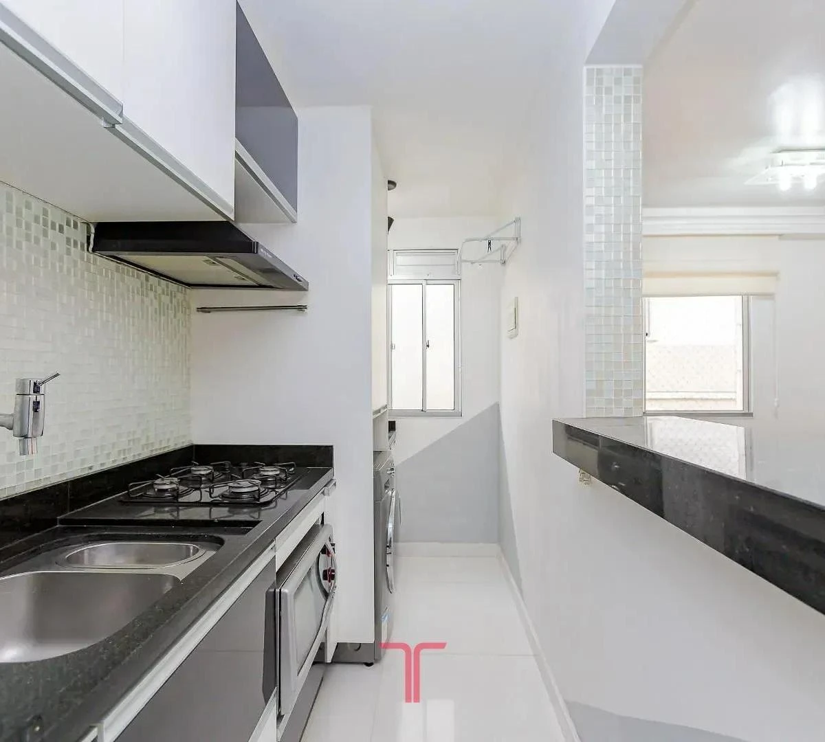 Furnished apartment, 47 m², with a walk-in closet — photo 9