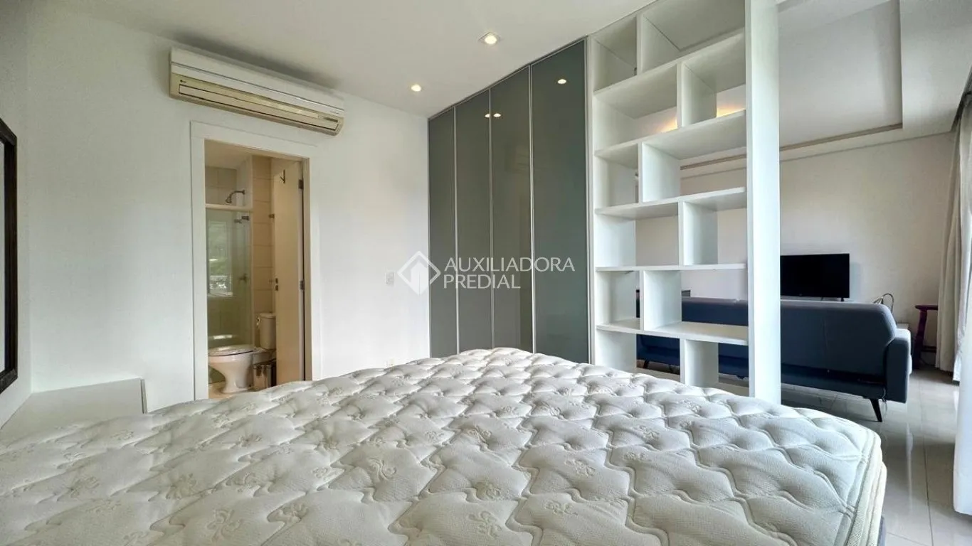 Квартира 60 м² с видом на горы и рабочим местом — photo 10