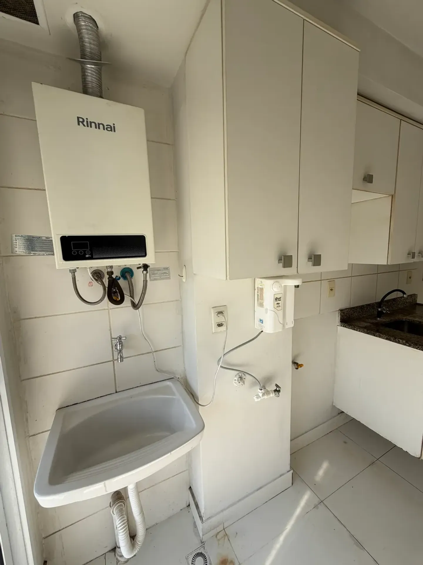 65 m² apartment with 2 bedrooms and 2 bathrooms — photo 23