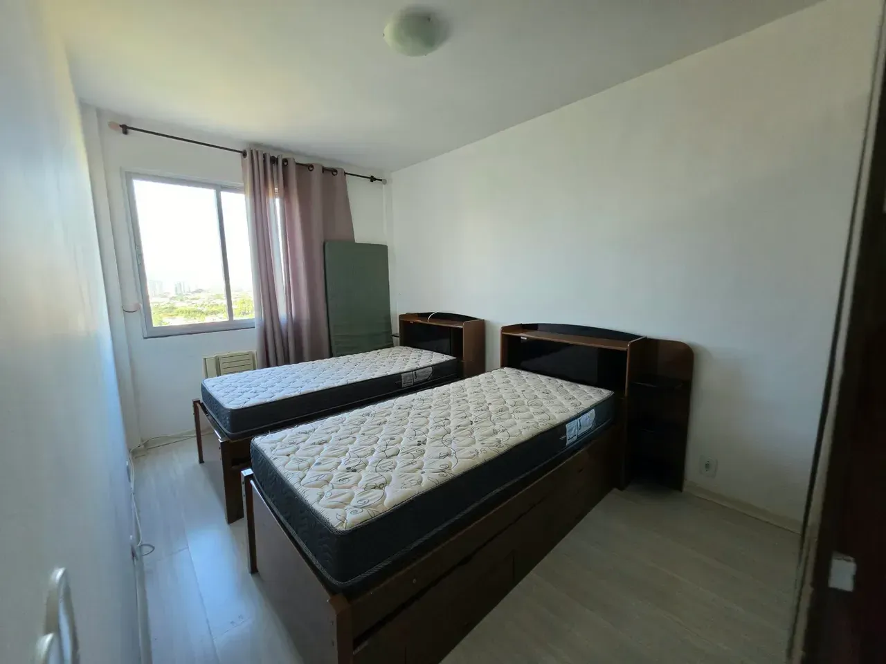 Furnished 2-bedroom apartment with open-plan kitchen — photo 5