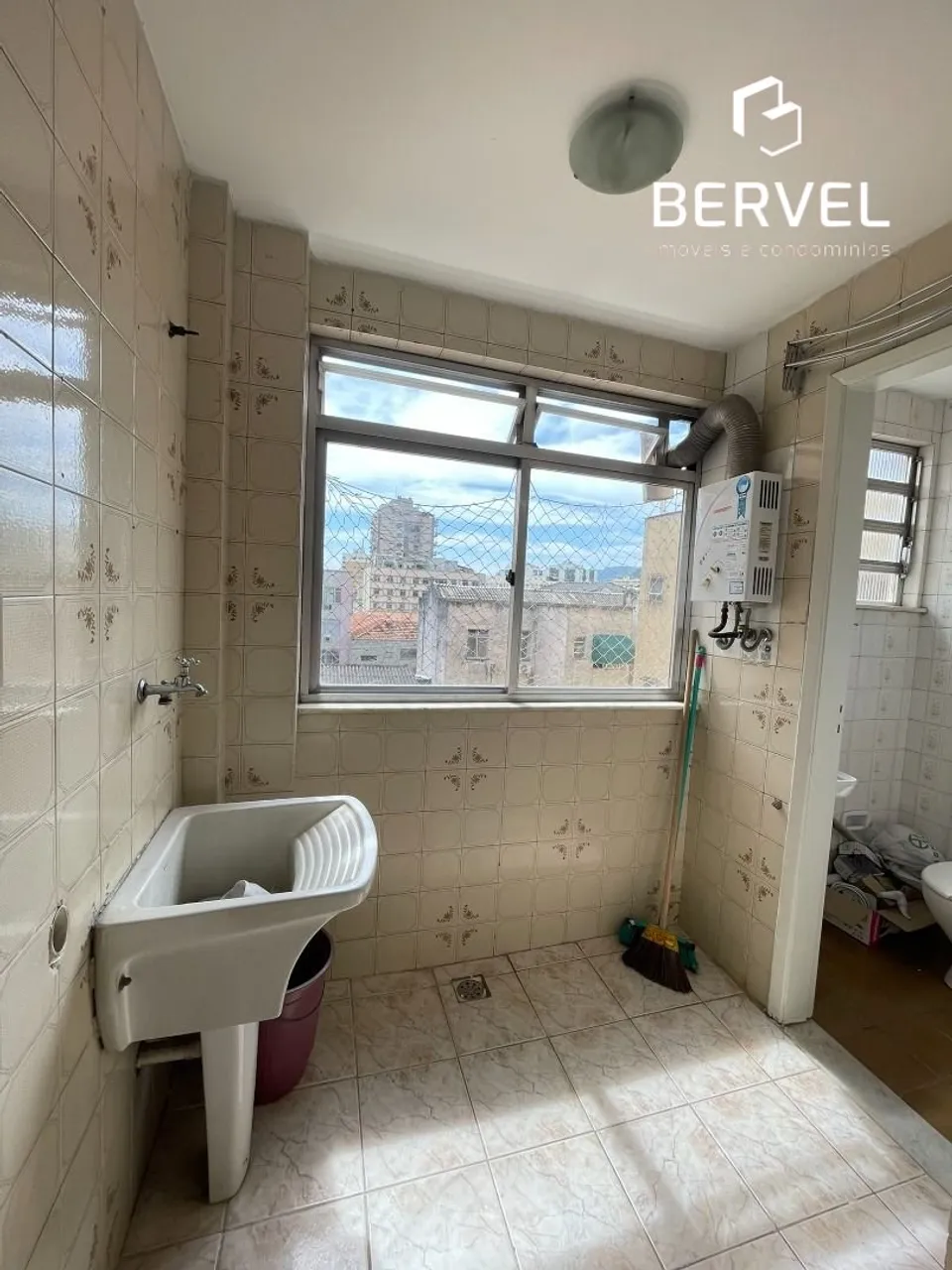 Apartment with 3 bedrooms, balcony and 1 parking space — photo 4