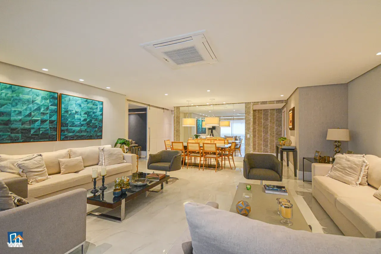 4-bedroom apartment with open-plan kitchen and electric stove — photo 5