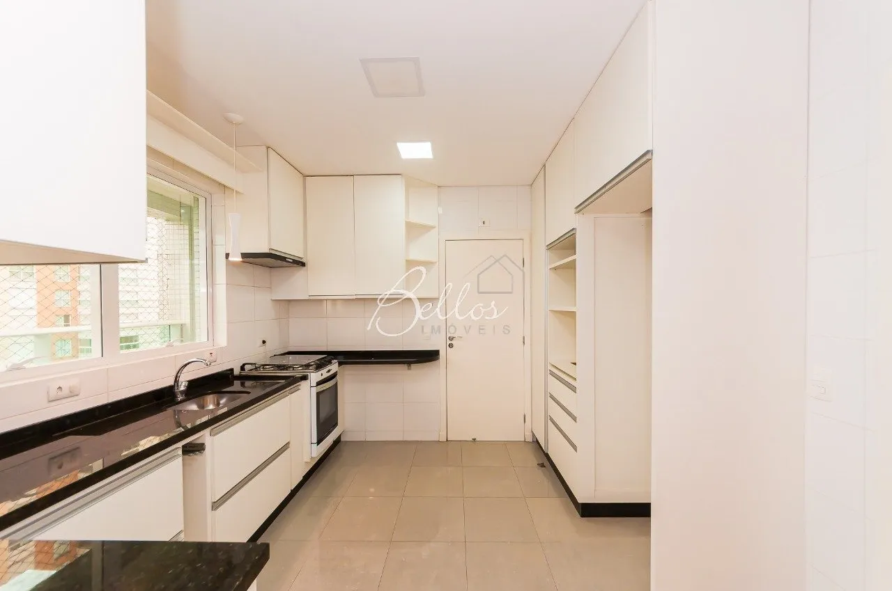 Квартира з 4 спальнями на 331 м² та 2 місця — photo 20