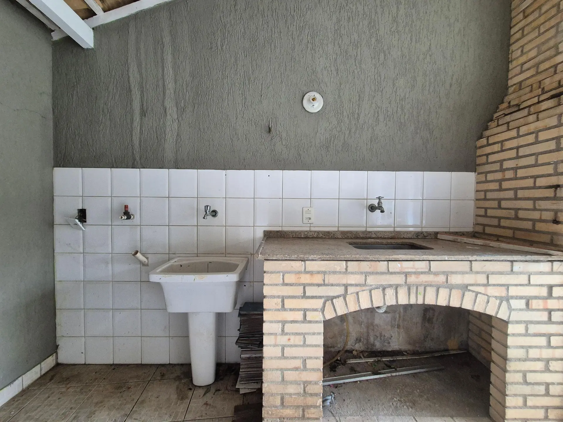 Casa sem mobília com 3 quartos e churrasqueira — photo 6