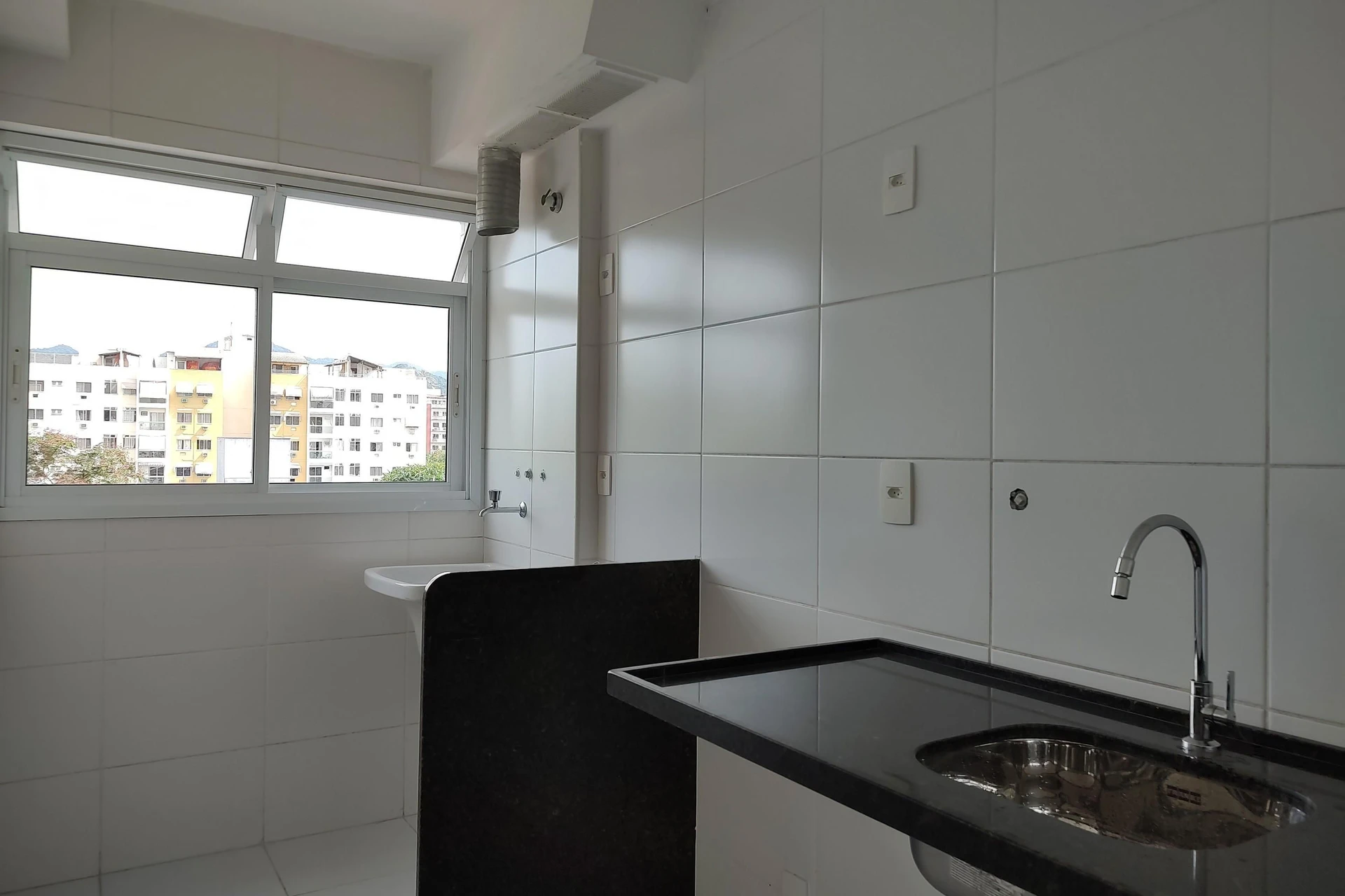 Apartamento com 2 quartos e varanda — photo 24