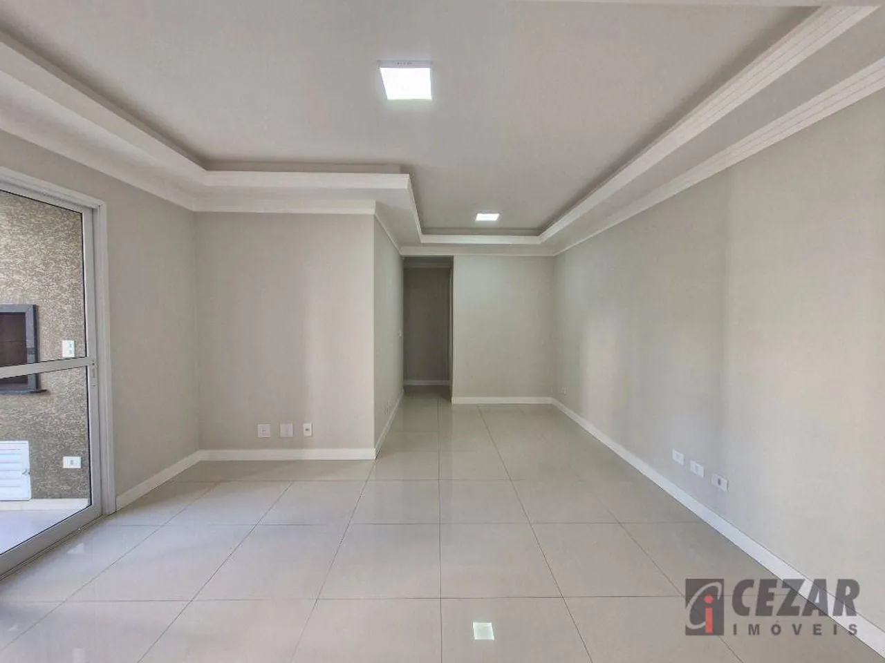 2-bedroom apartment with closed kitchen and balcony BBQ — photo 3