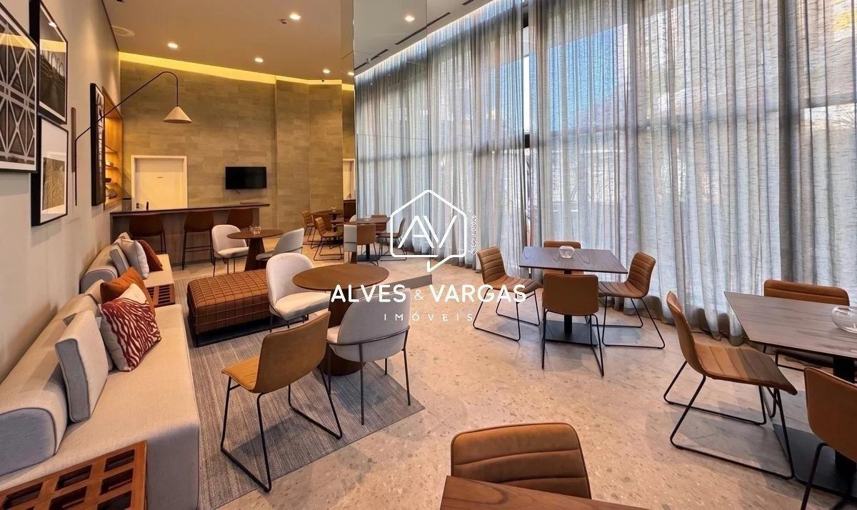 Furnished apartment, 34 m², with wood or laminate floors — photo 8