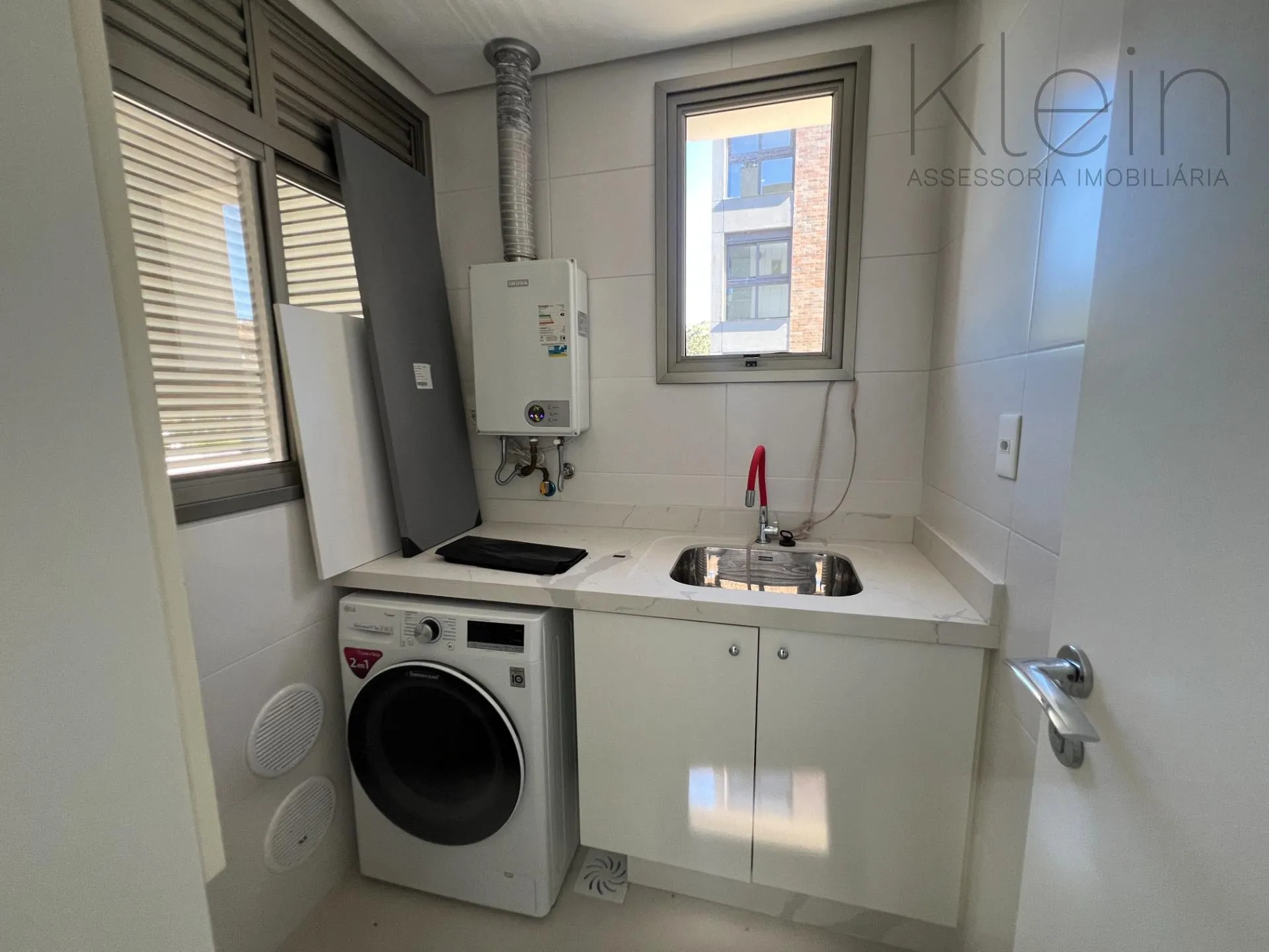 115 m² apartment with 3 en-suites and 3 parking spots — photo 6