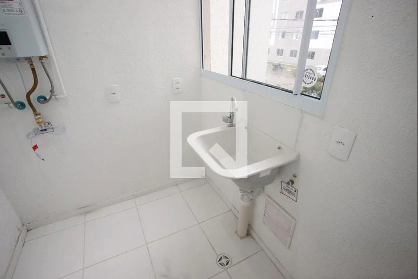 Невмебльована квартира 42 м² з 2 кімнатами та паркомісцем — photo 15