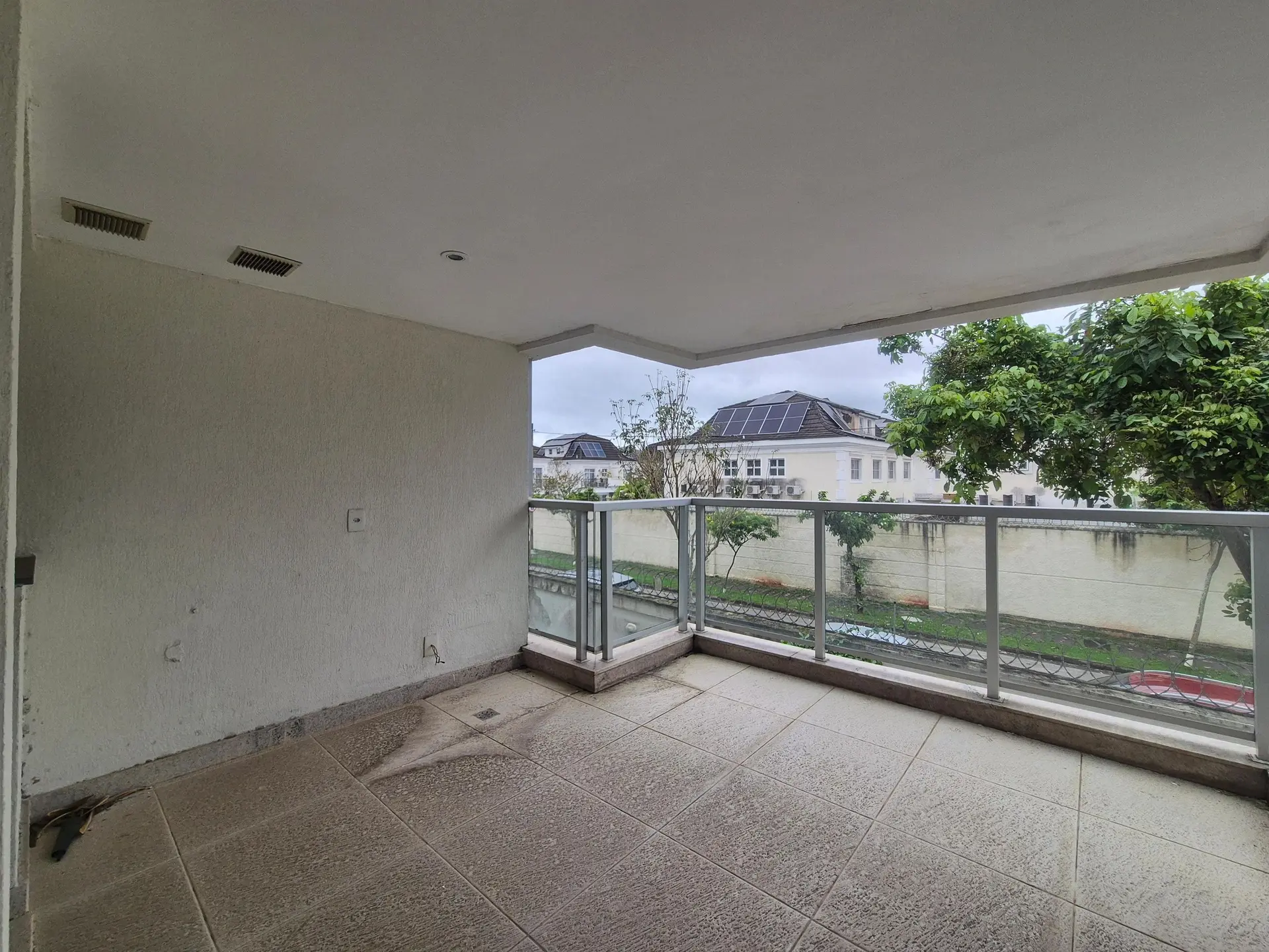 3-bedroom apartment in a building with a sauna — photo 3