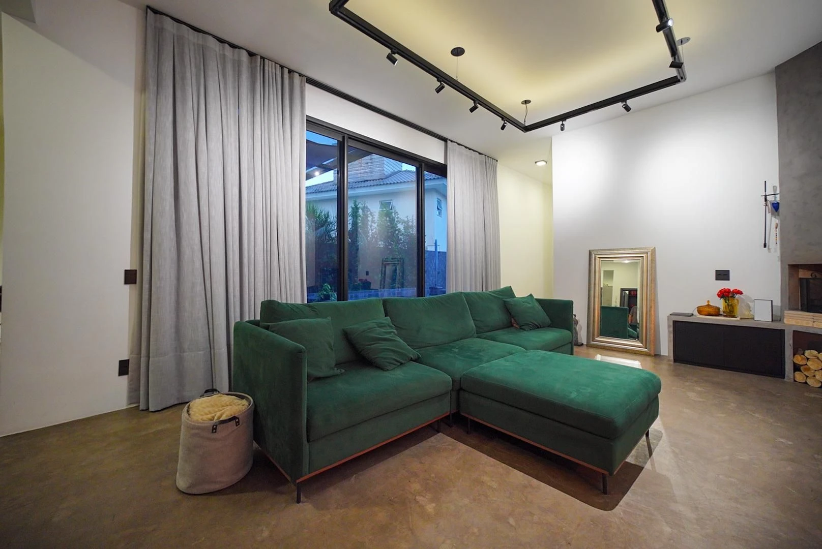 Lavavajillas y 5 dormitorios: casa de 330 m² — photo 12