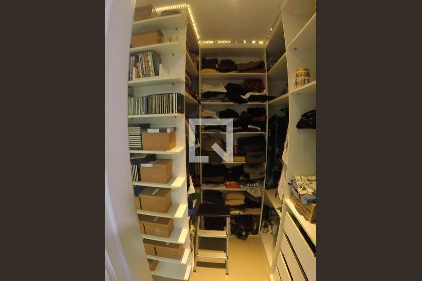 3-bedroom apartment with balcony and 172 m² — photo 29