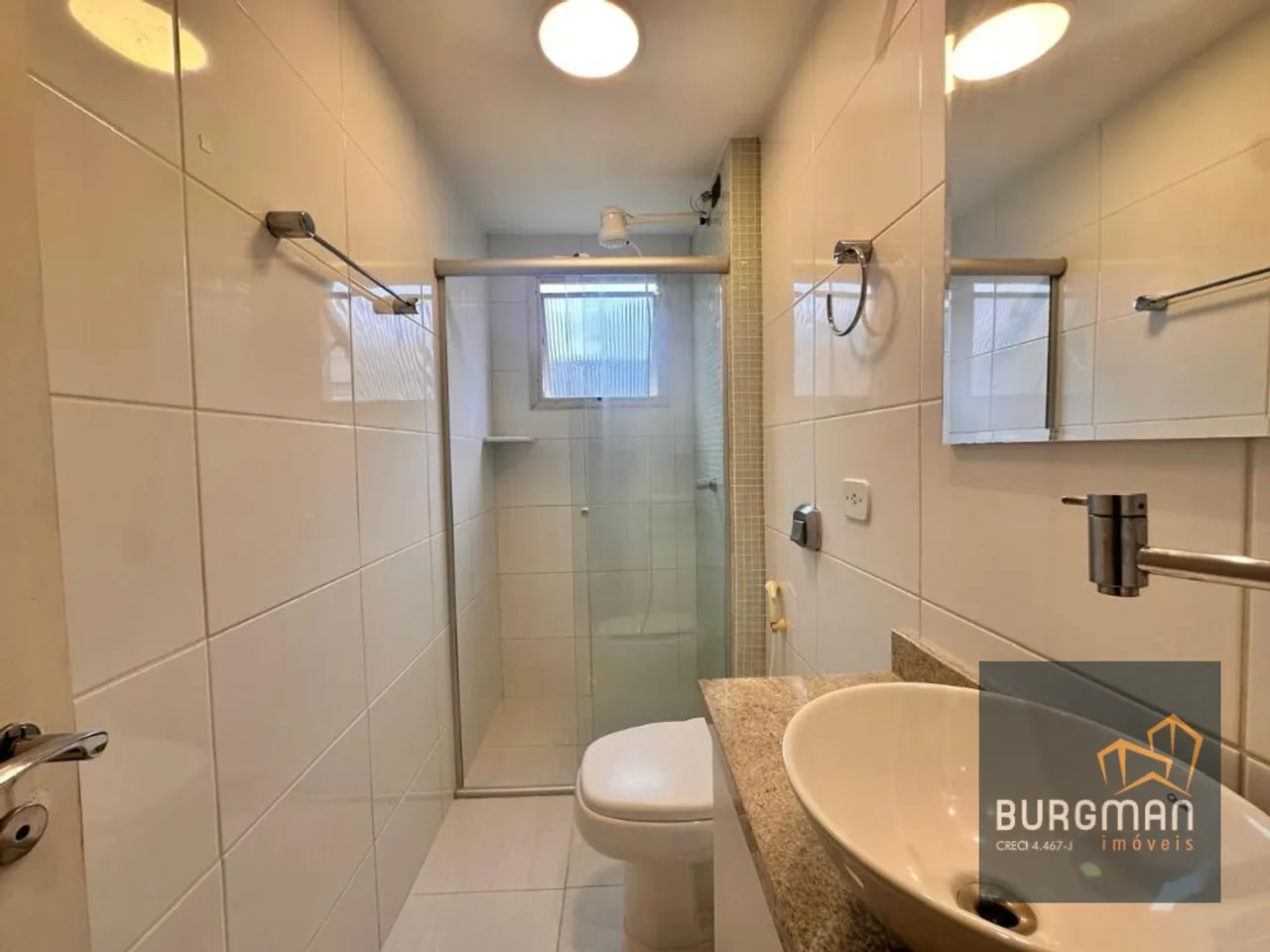 2-bedroom apartment with 1 bathroom and an open-plan kitchen — photo 19