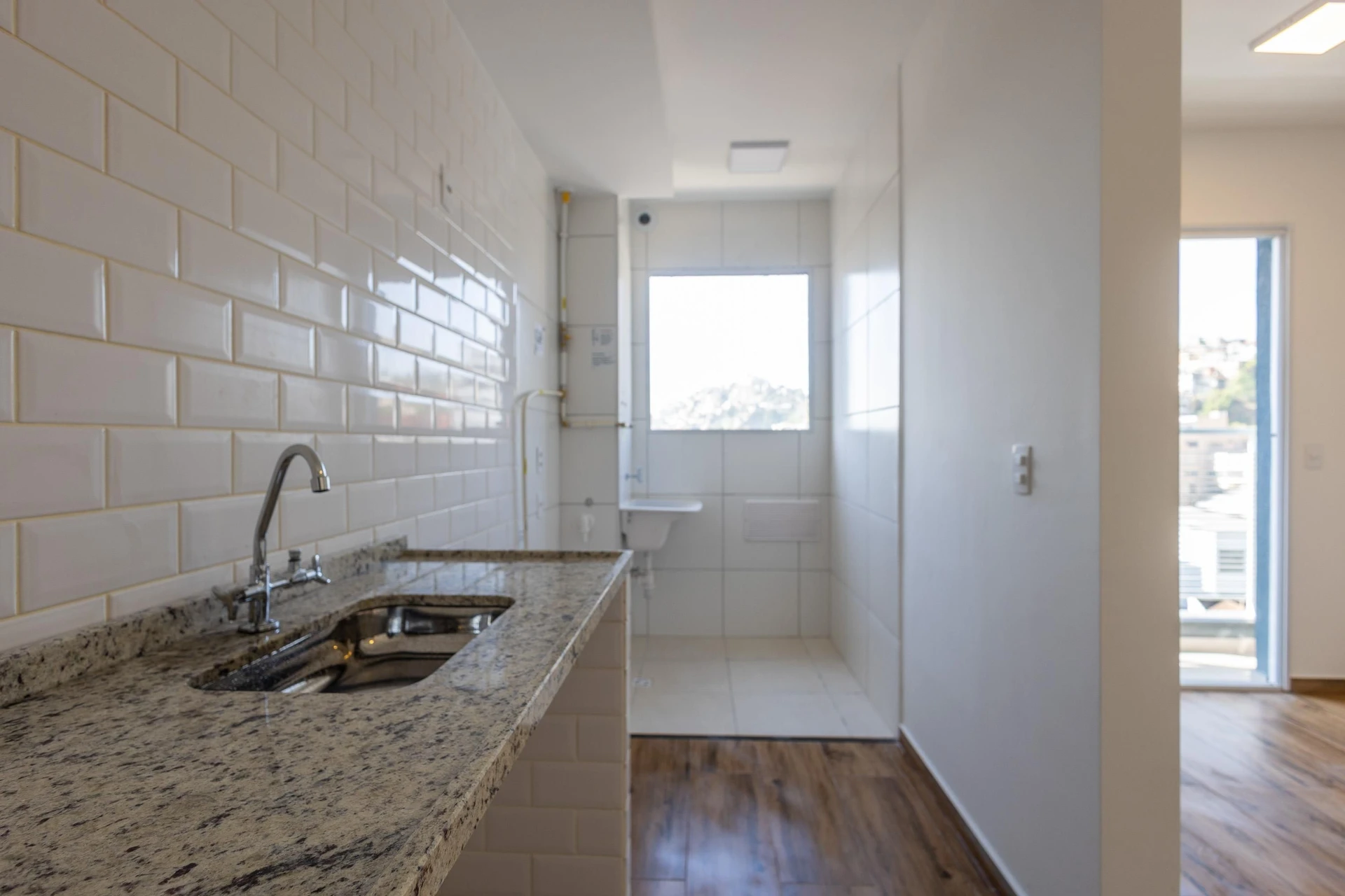 Apartamento sem mobília de 1 quarto com cozinha integrada — photo 26