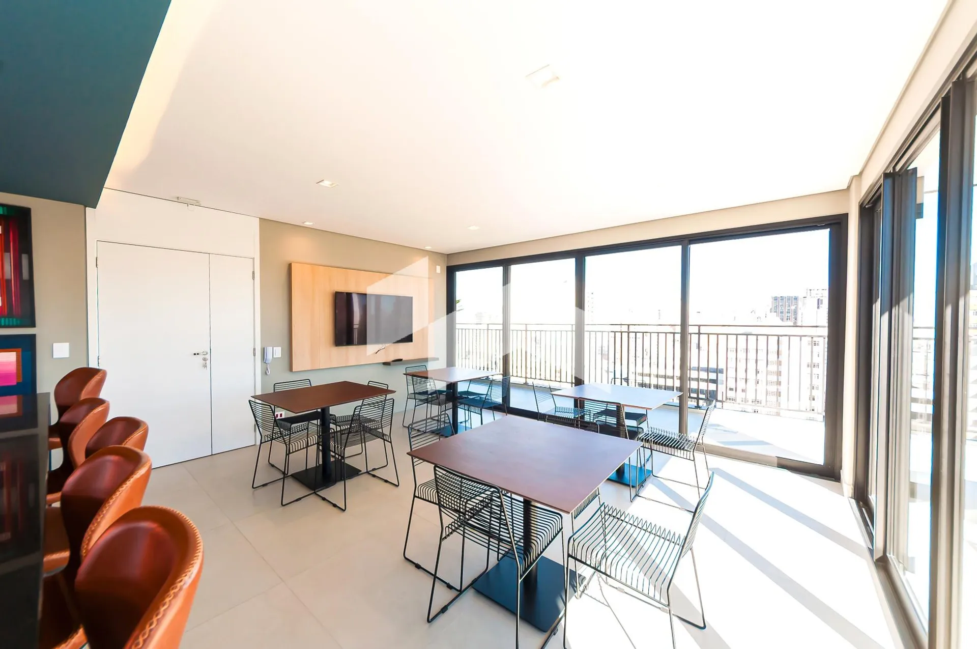 Furnished 26 m² apartment with 1 bedroom and private BBQ — photo 17