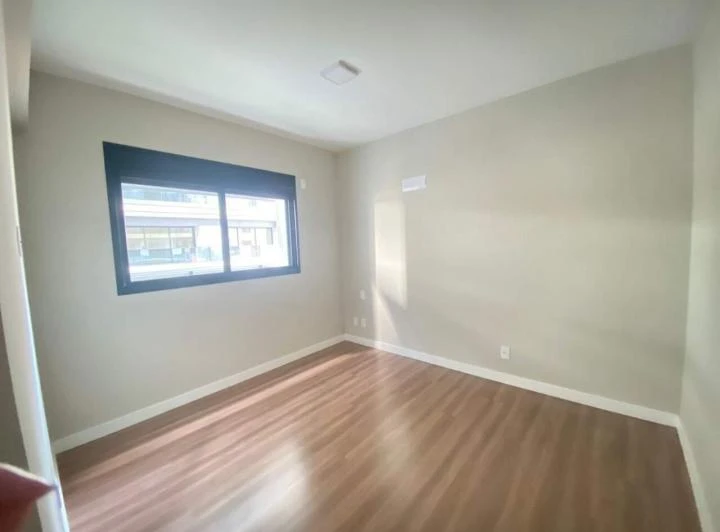 Apartamento de 2 dormitorios con 2 plazas de aparcamiento — photo 6
