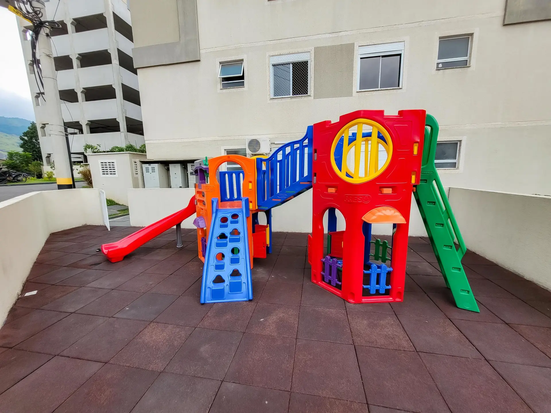 Apartamento sin amueblar con 2 dormitorios y 2 baños — photo 2
