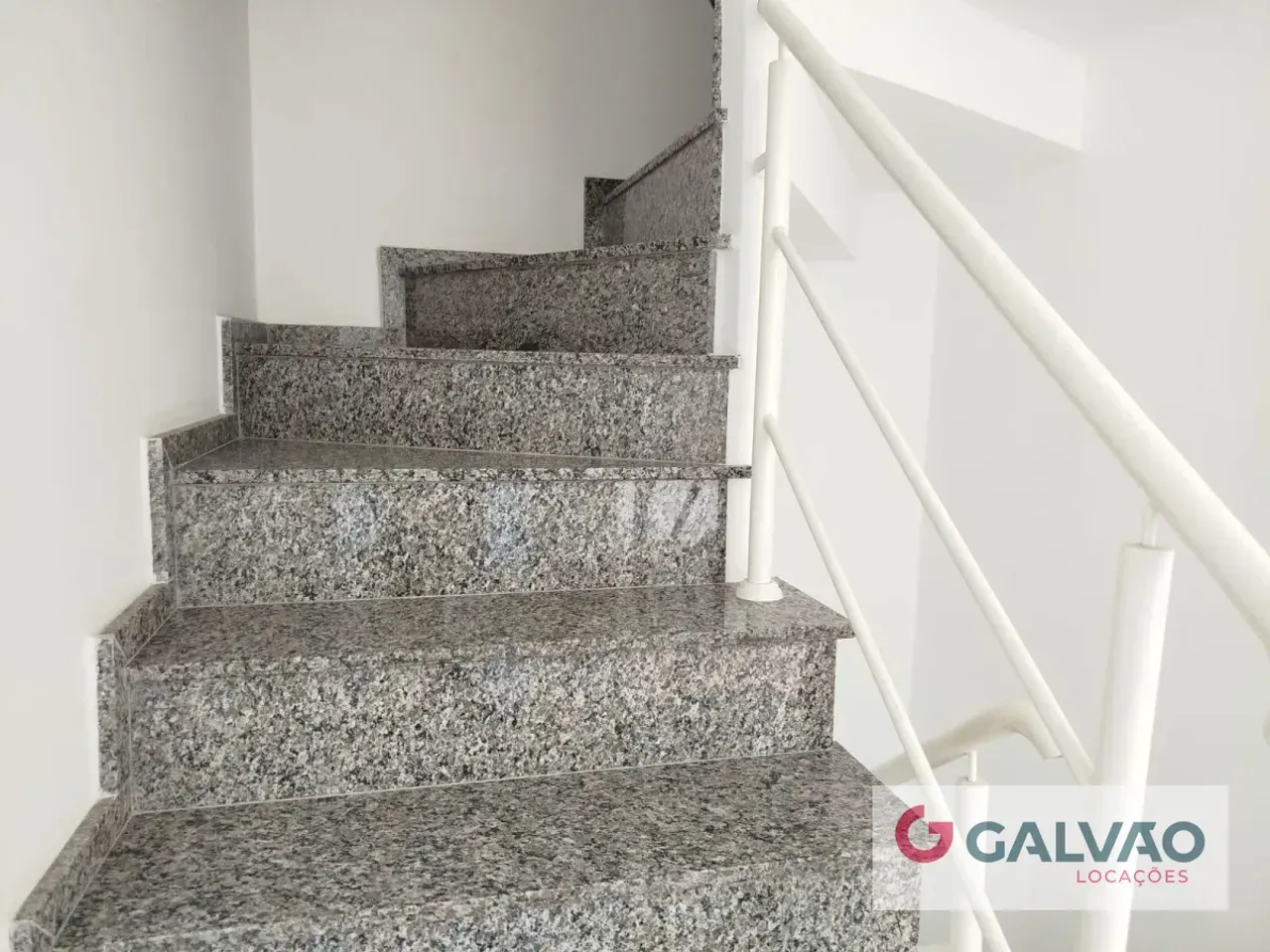 Condo house with 3 bedrooms, 98 m², balcony — photo 8