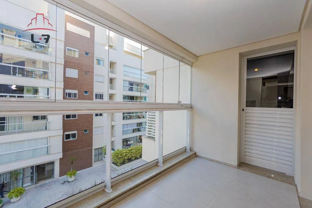 3-bedroom apartment with a grill on the balcony — photo 30