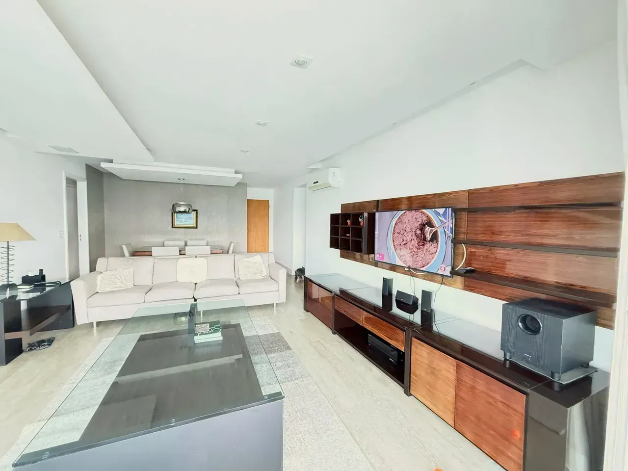 Rental apartment with 4 bedrooms and 157 m² — photo 7